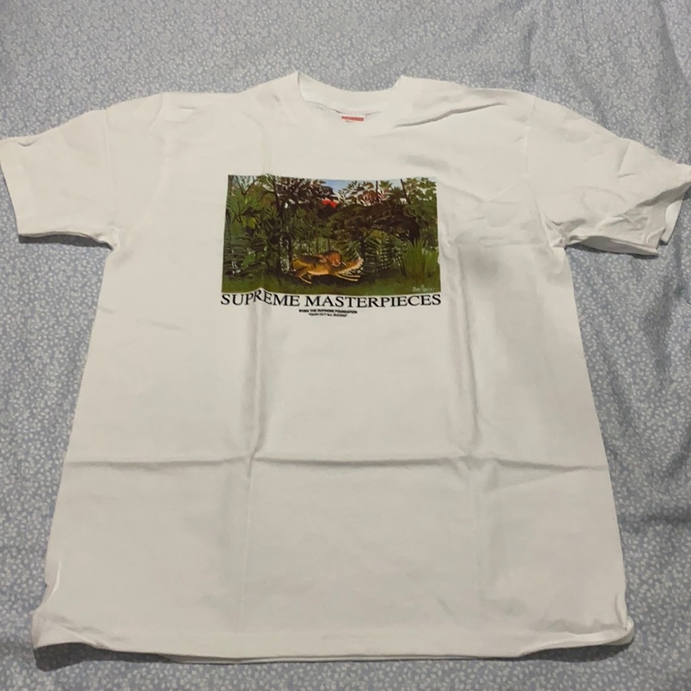 Men’s Supreme Tshirt